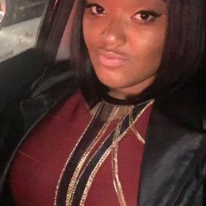 Meet your Posher, Diamonique